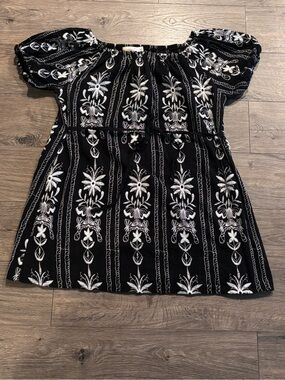 Black Off-Shoulder Mini Dress with White Floral Embroidery